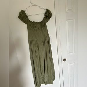 Green dress, size Large